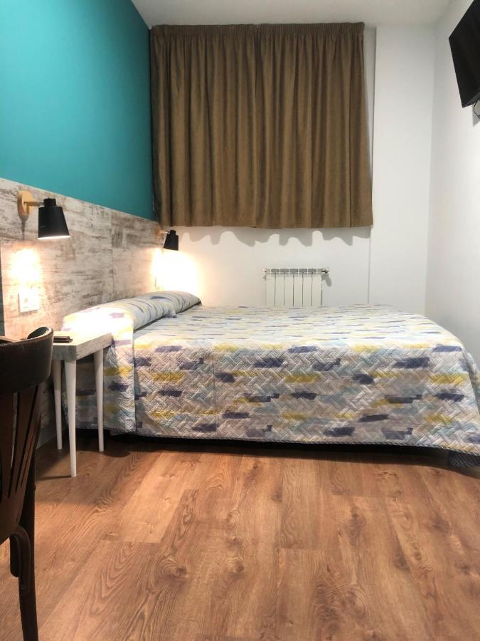 Roomconcept Hostel Санто Доминго де ла Калсада Екстериор снимка