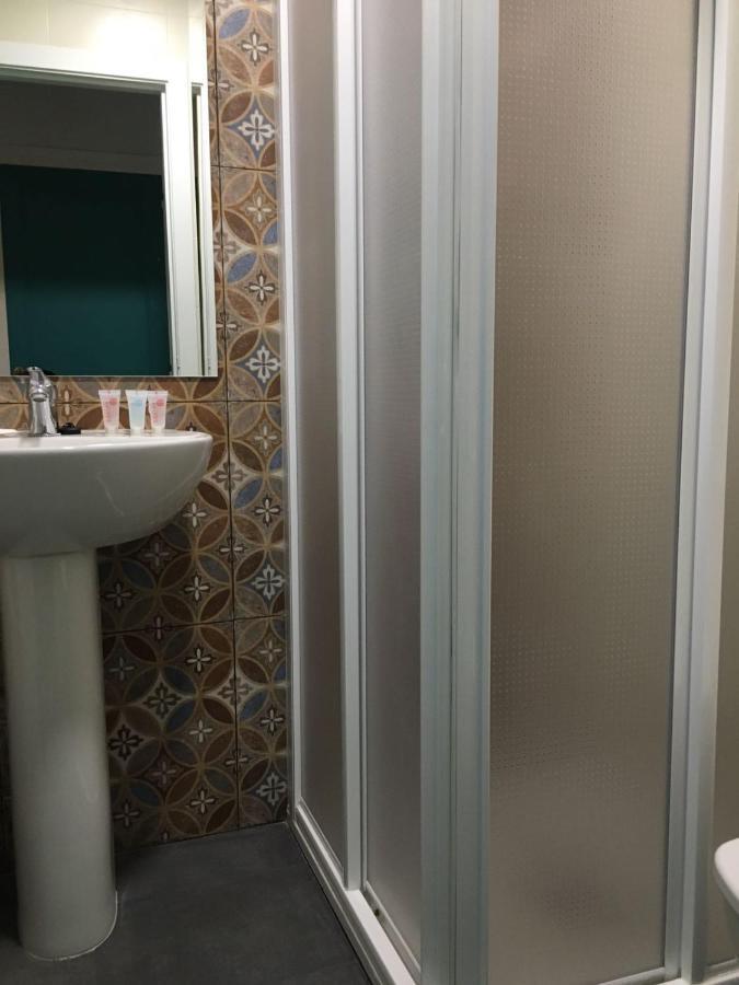 Roomconcept Hostel Санто Доминго де ла Калсада Екстериор снимка